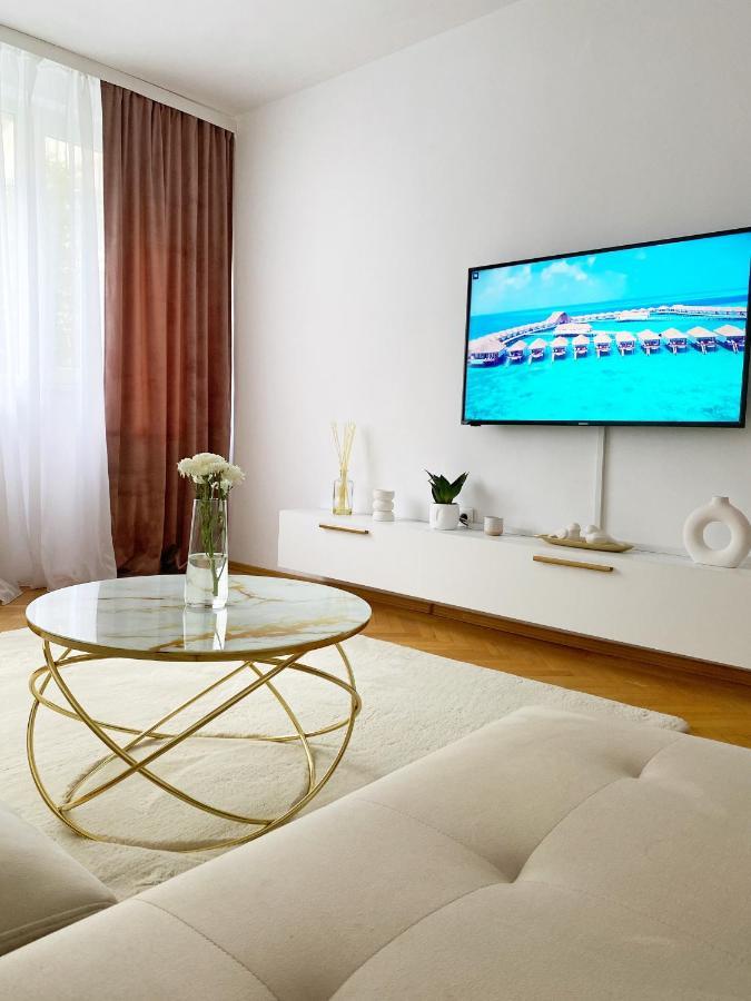 Appartamento Timisoara Central Apartament Esterno foto